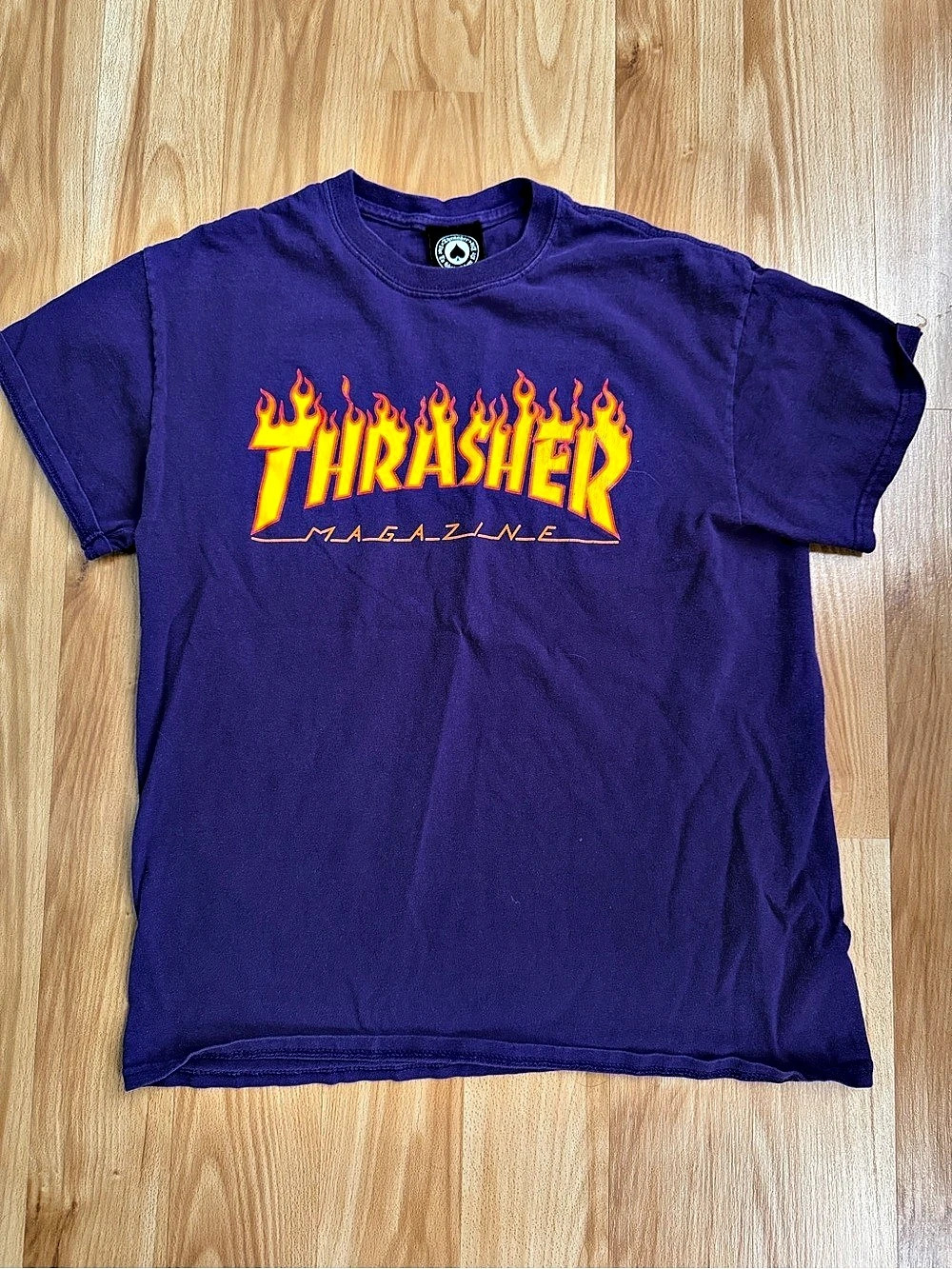 Thrasher Flame Logo T-Shirt Short Sleeve Tee in Purple